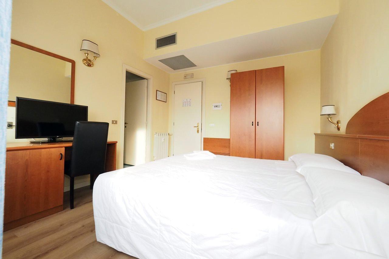 Hotel Laura روما المظهر الخارجي الصورة