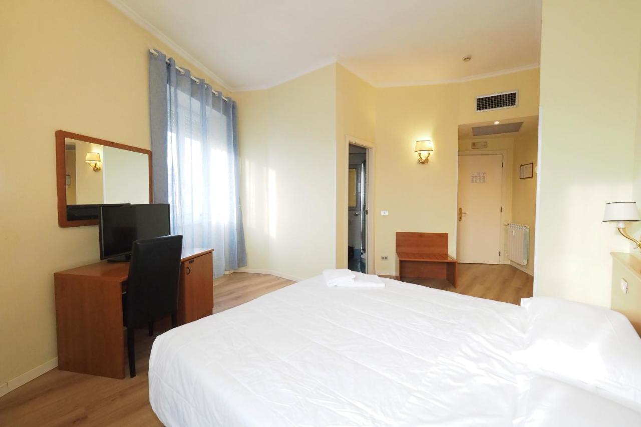 Hotel Laura روما المظهر الخارجي الصورة