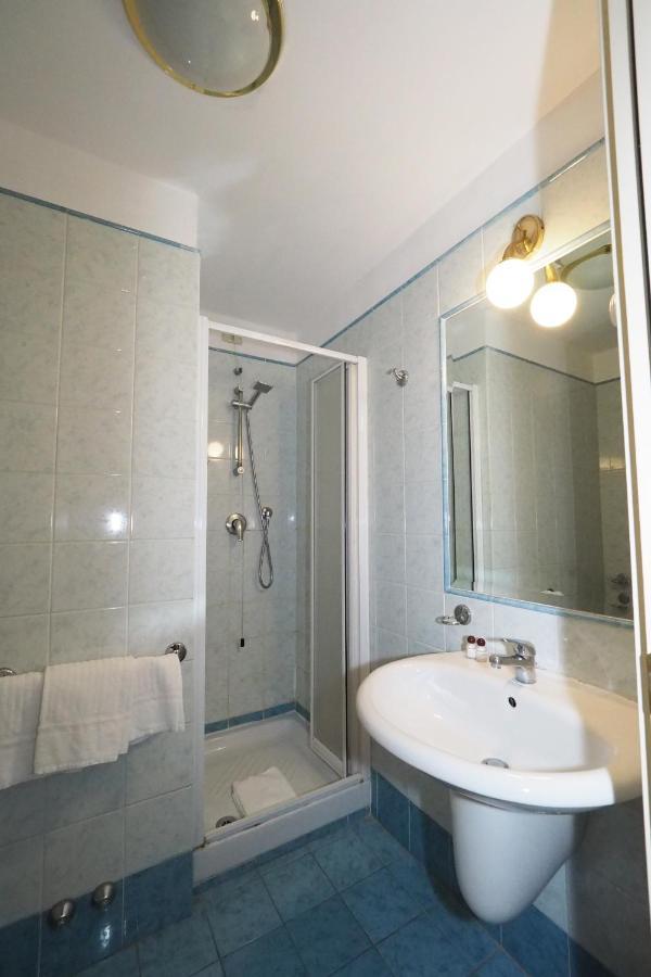 Hotel Laura روما المظهر الخارجي الصورة