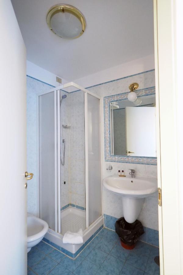 Hotel Laura روما المظهر الخارجي الصورة