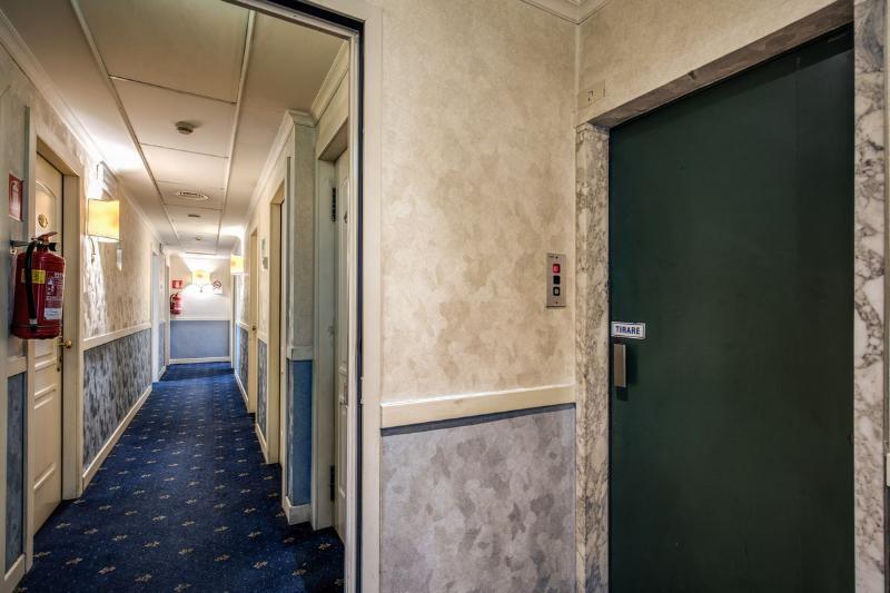 Hotel Laura روما المظهر الخارجي الصورة