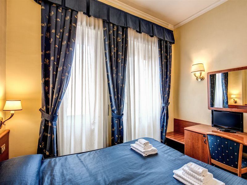 Hotel Laura روما المظهر الخارجي الصورة