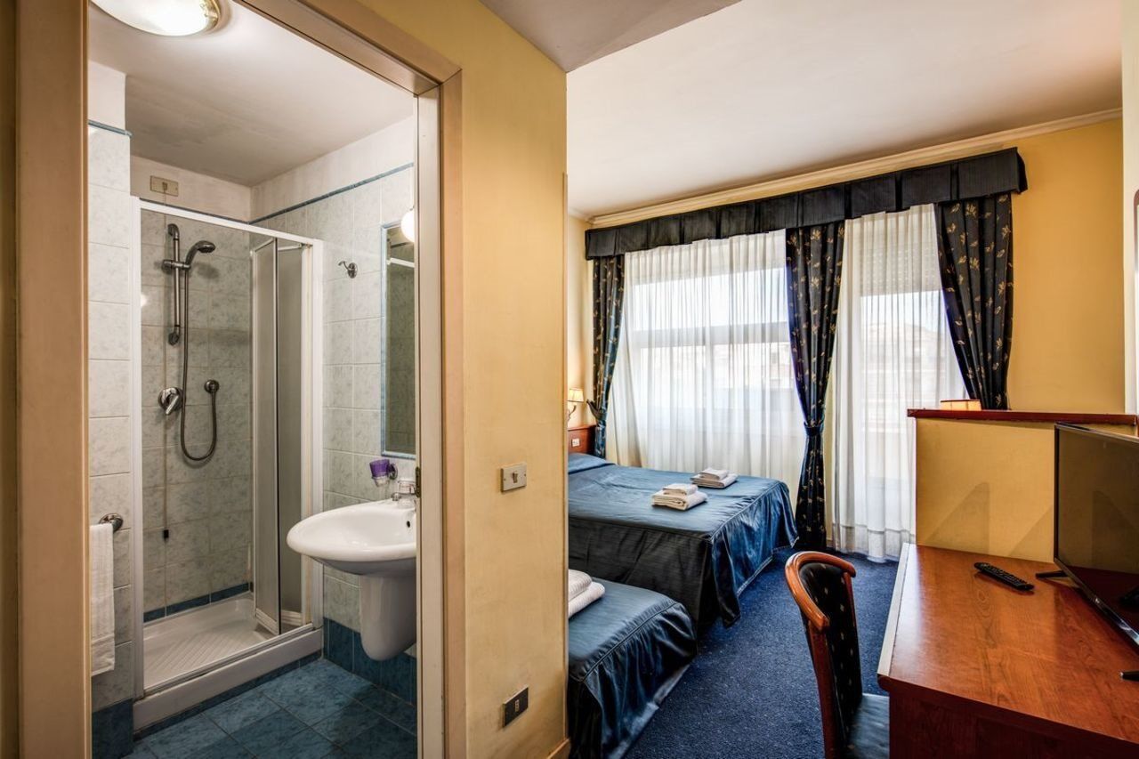 Hotel Laura روما المظهر الخارجي الصورة